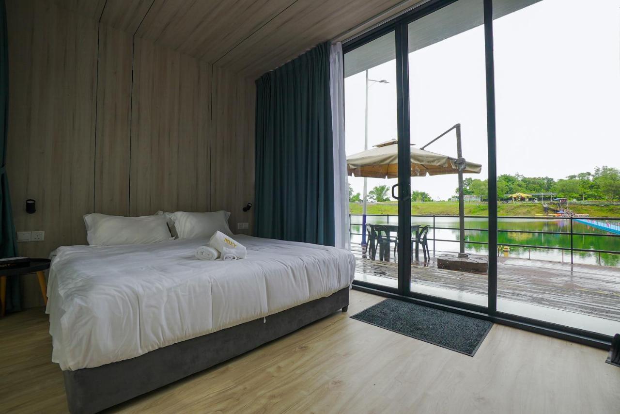 Roxy Tasik Biru Resort City Bau Exteriör bild