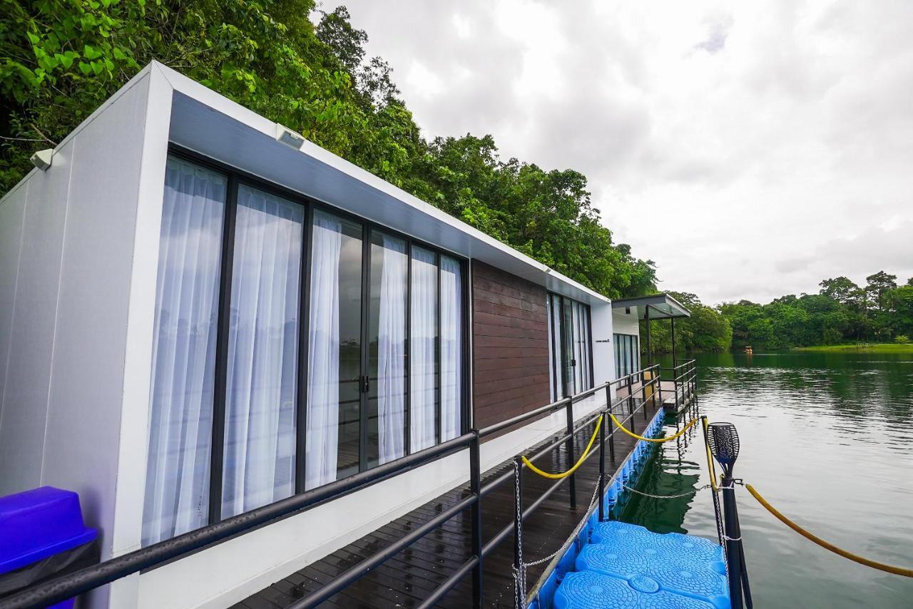 Roxy Tasik Biru Resort City Bau Exteriör bild