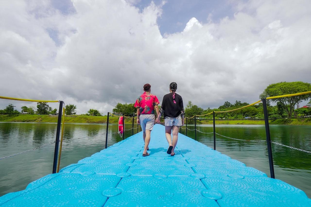 Roxy Tasik Biru Resort City Bau Exteriör bild